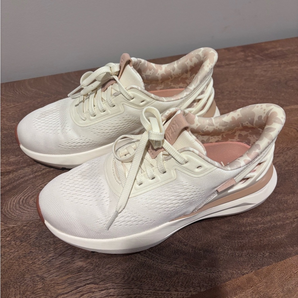 Kizik Women’s Athens 2 sneakers